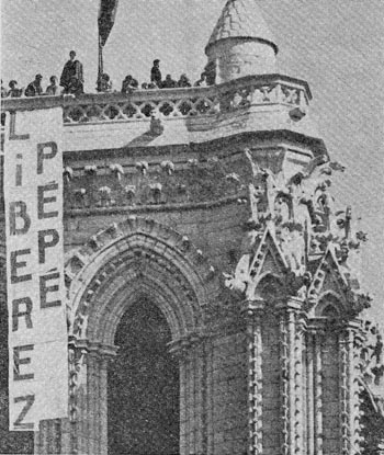 Acción de apoyo en Notre Dame. Liberad a Pepe. Liberez Pepe.