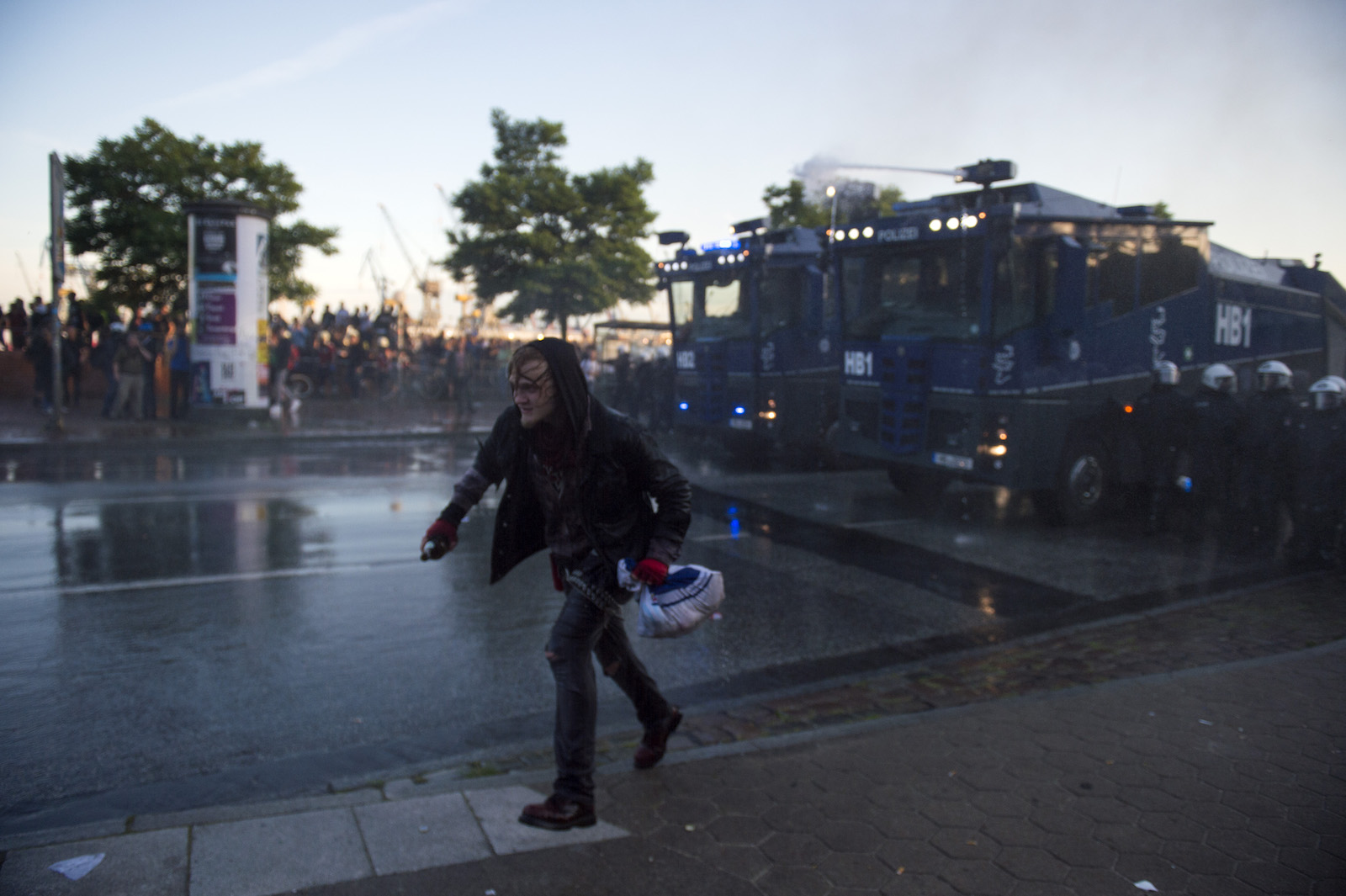 Protestas en Hamburgo durante la contracumbre contra el G20. / Álvaro Minguito
