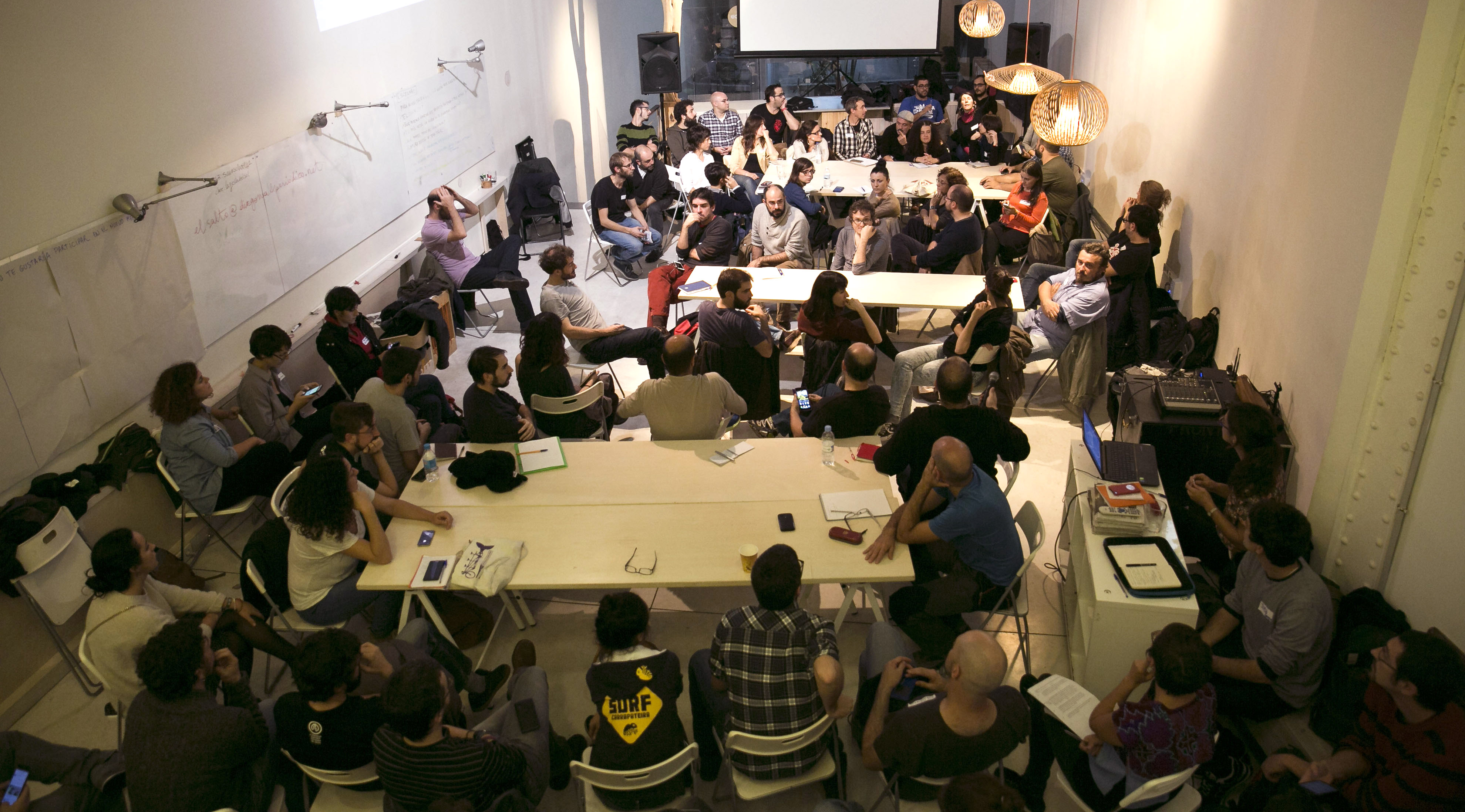 Cuña de radio: el primer gran medio financiado por la gente