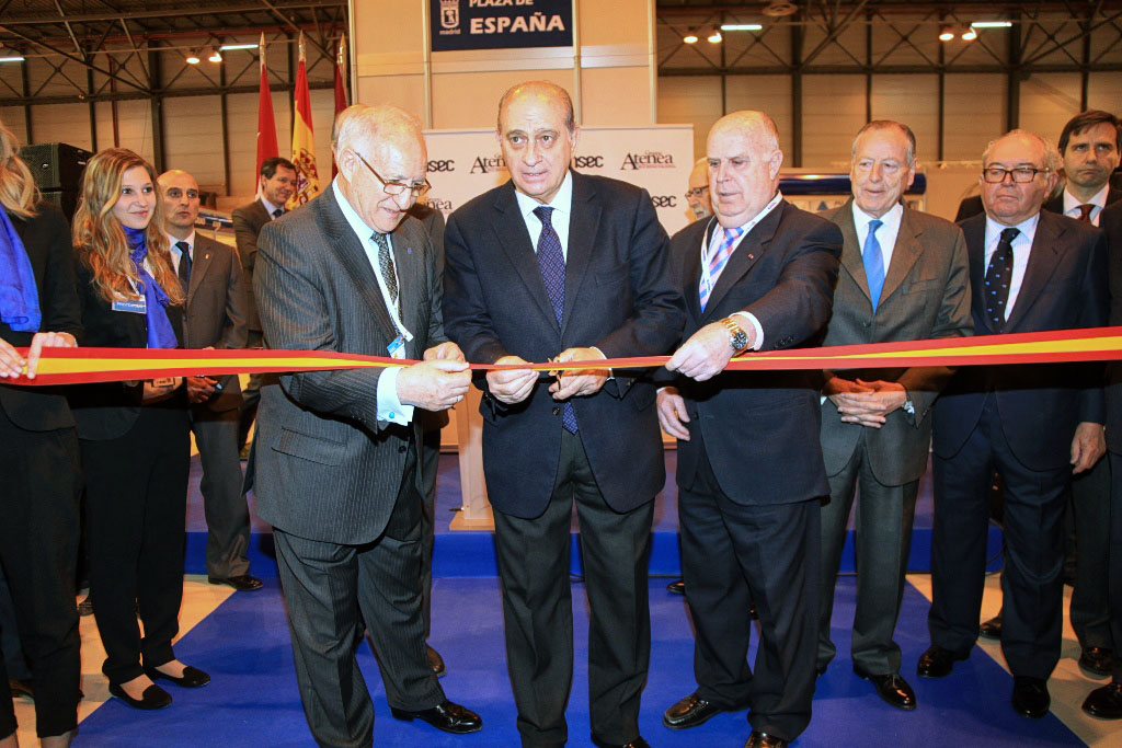 El clan de los Cortina: del 23-F a la feria de las armas