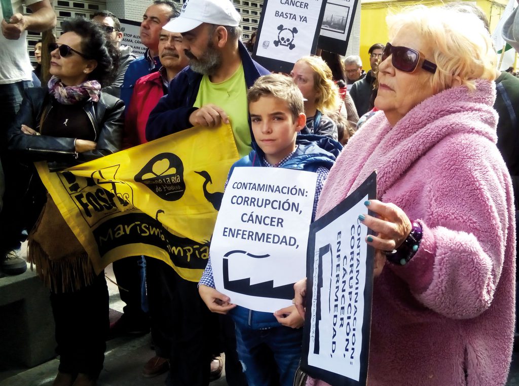 Manifestación en Algeciras (Cádiz) bajo el lema "Respirar duele" el pasado 28 de febrero.