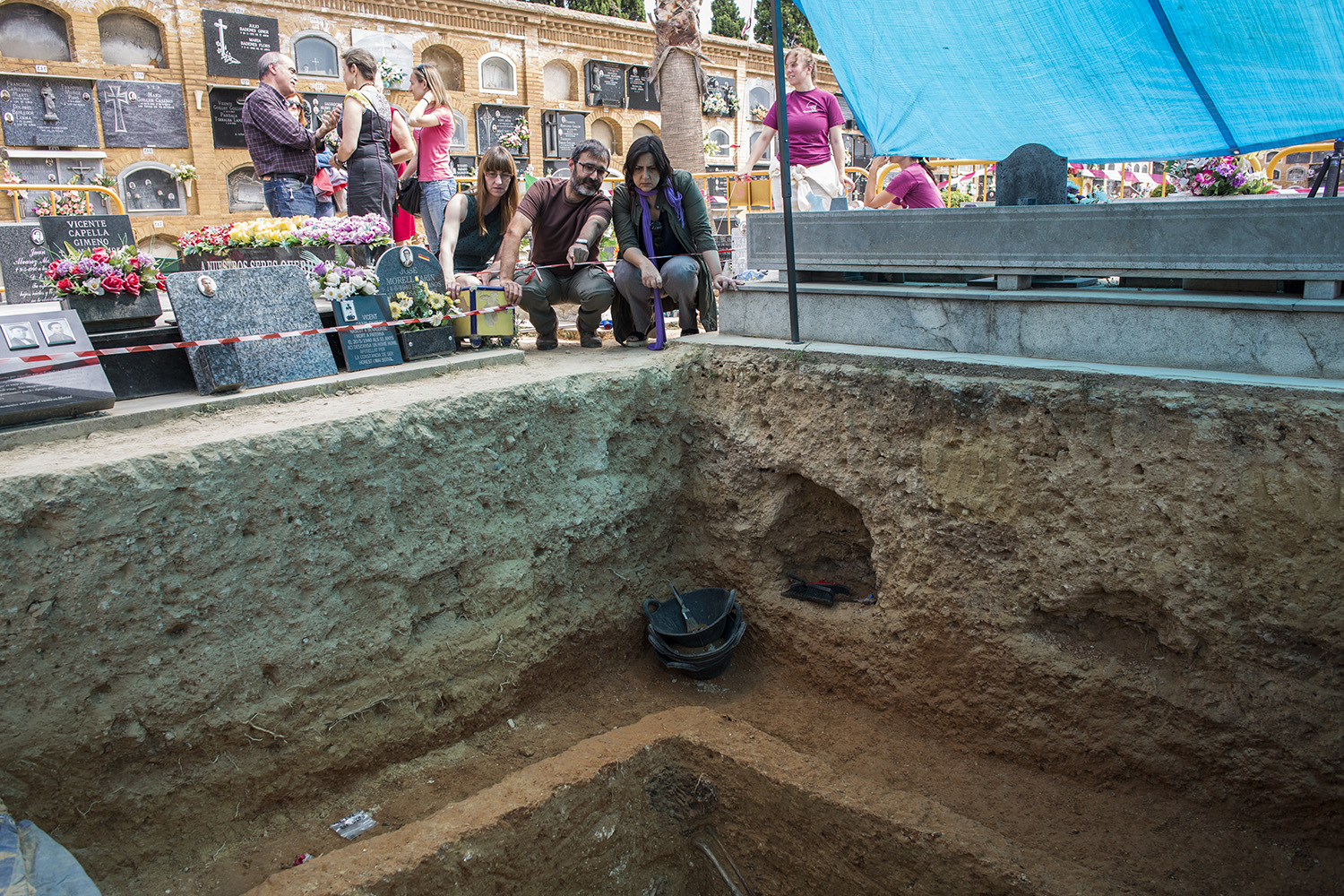 2017_06_01_grande (Fotografía Eva Máñez)                           Hallan los priemros restos de 10 persona sne la Fosa 113  del cementerio de Paterna de represaliados en la dictadura