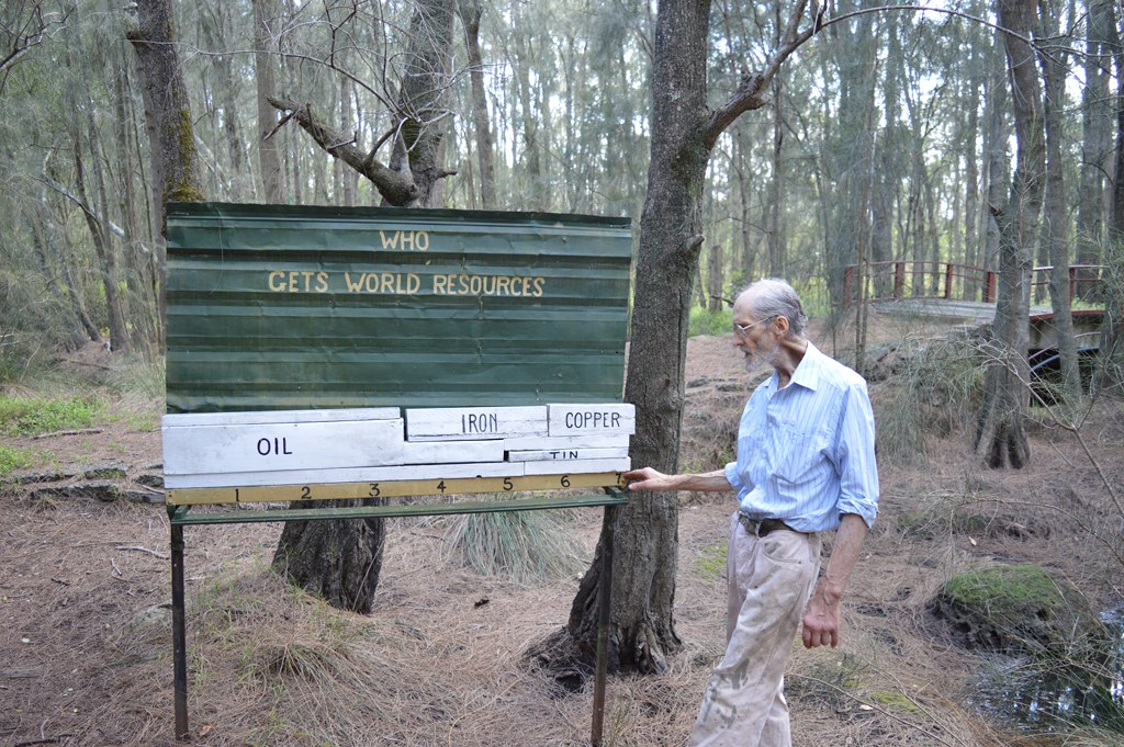 “La izquierda no quiere oír que tenemos que ir a un modo de vida mucho más simple y autogestionario”