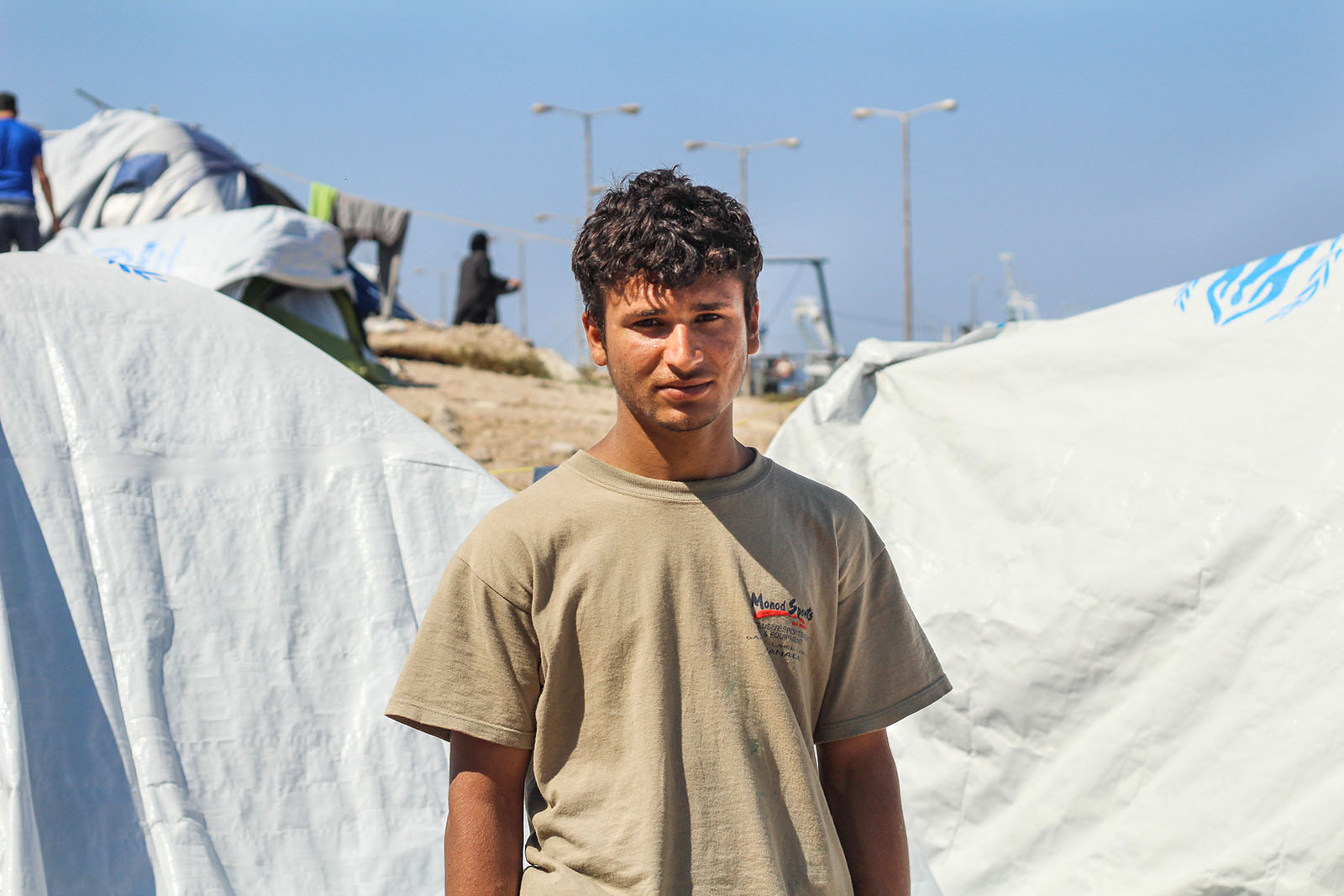 Los refugiados de Quíos, entre las ratas y el olvido