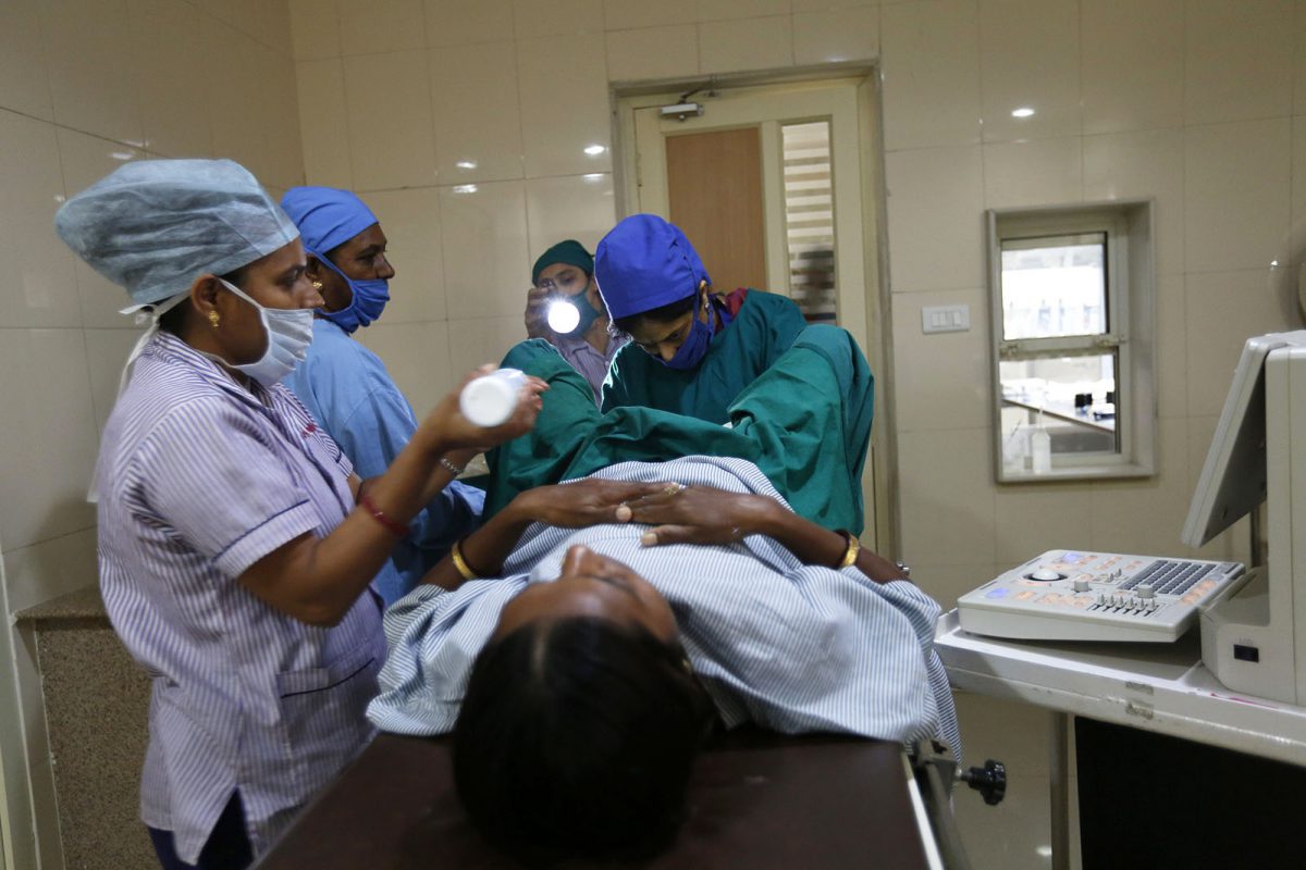 Gynaecologist Nayana Patel examines a surrogate mother at the Akanksha IVF centre in Anand town, about 70 km (44 miles) south of the western Indian city of Ahmedabad August 26, 2013. India is a leading centre for surrogate motherhood, partly due to Hinduism's acceptance of the concept. The world's second test tube baby was born in Kolkata only two months after Louise Brown in 1978. Rising demand from abroad for Indian surrogate mothers has turned "surrogacy tourism" there into a billion dollar industry, according to a report by the Law Commission of India. Picture taken August 26, 2013. REUTERS/Mansi Thapliyal (INDIA - Tags: HEALTH SOCIETY)
ATTENTION EDITORS: PICTURE 25 OF 33 FOR PACKAGE 'SURROGACY IN INDIA'
TO FIND ALL IMAGES SEARCH 'SURROGACY ANAND'CODE: X02790
